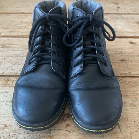 Dr Martens Maelly Boots in Black - Picture 3 of 15